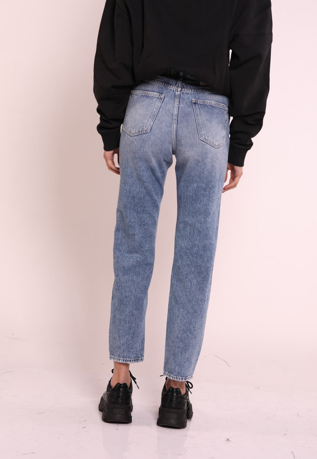 ג'ינס בגזרת Colene Straight Leg High Waist | נשים BLUE / 27