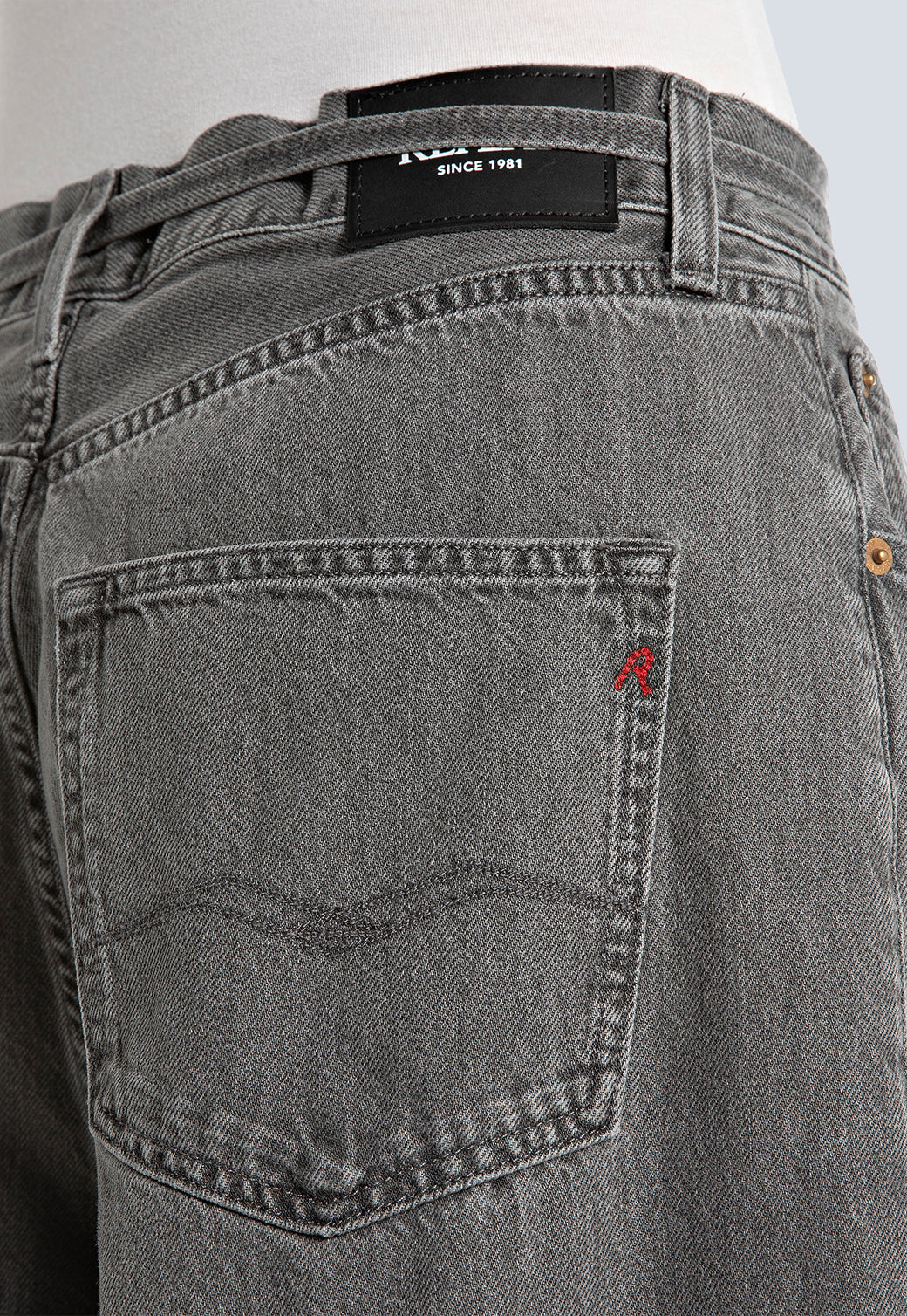 ג'ינס MARGOT לנשים בגזרה רחבה