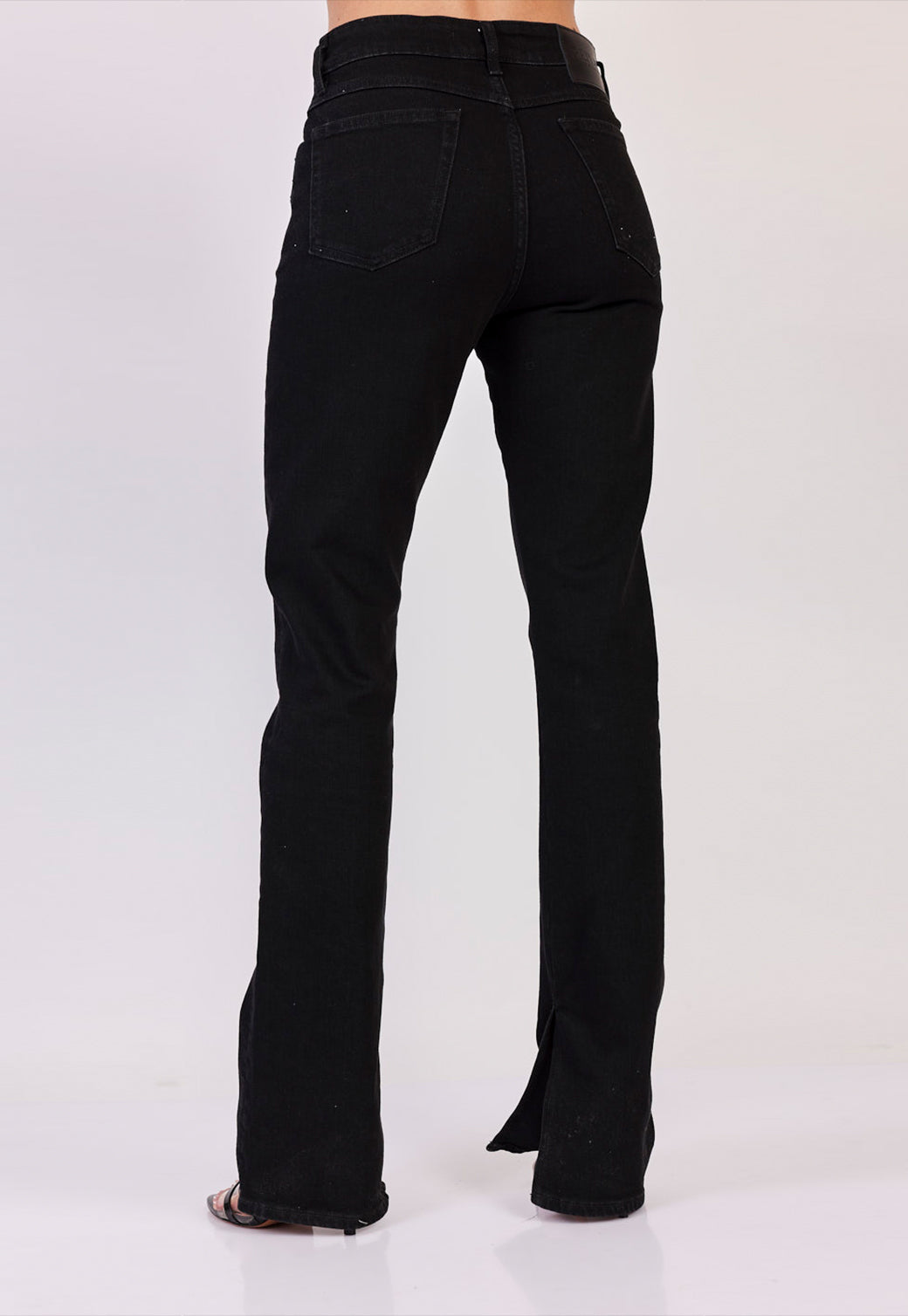 מכנסי ג'ינס SHARLJN Slim Flare נשים