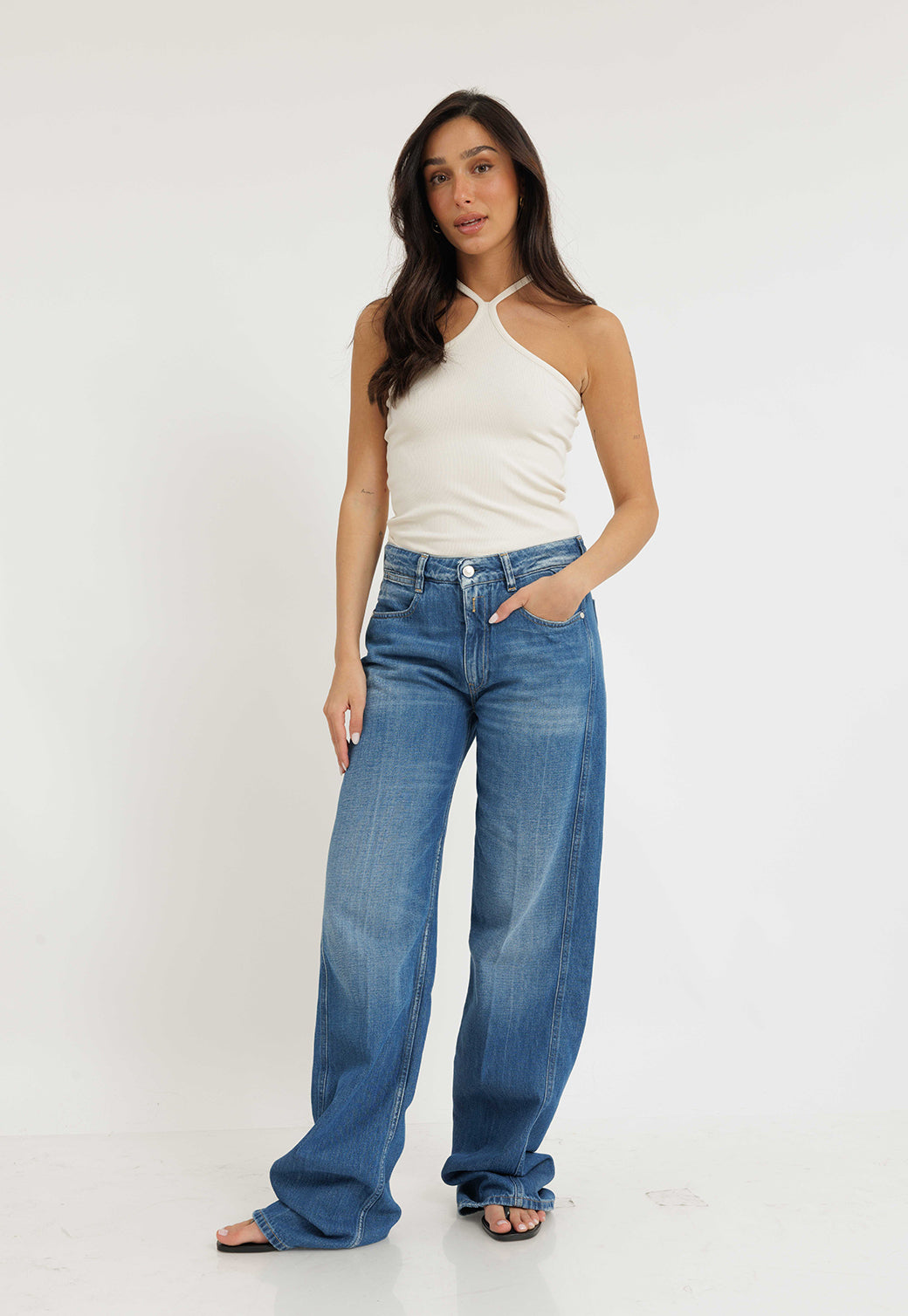 ג׳ינס MELJA רחב לנשים בצבע כחול בינוני