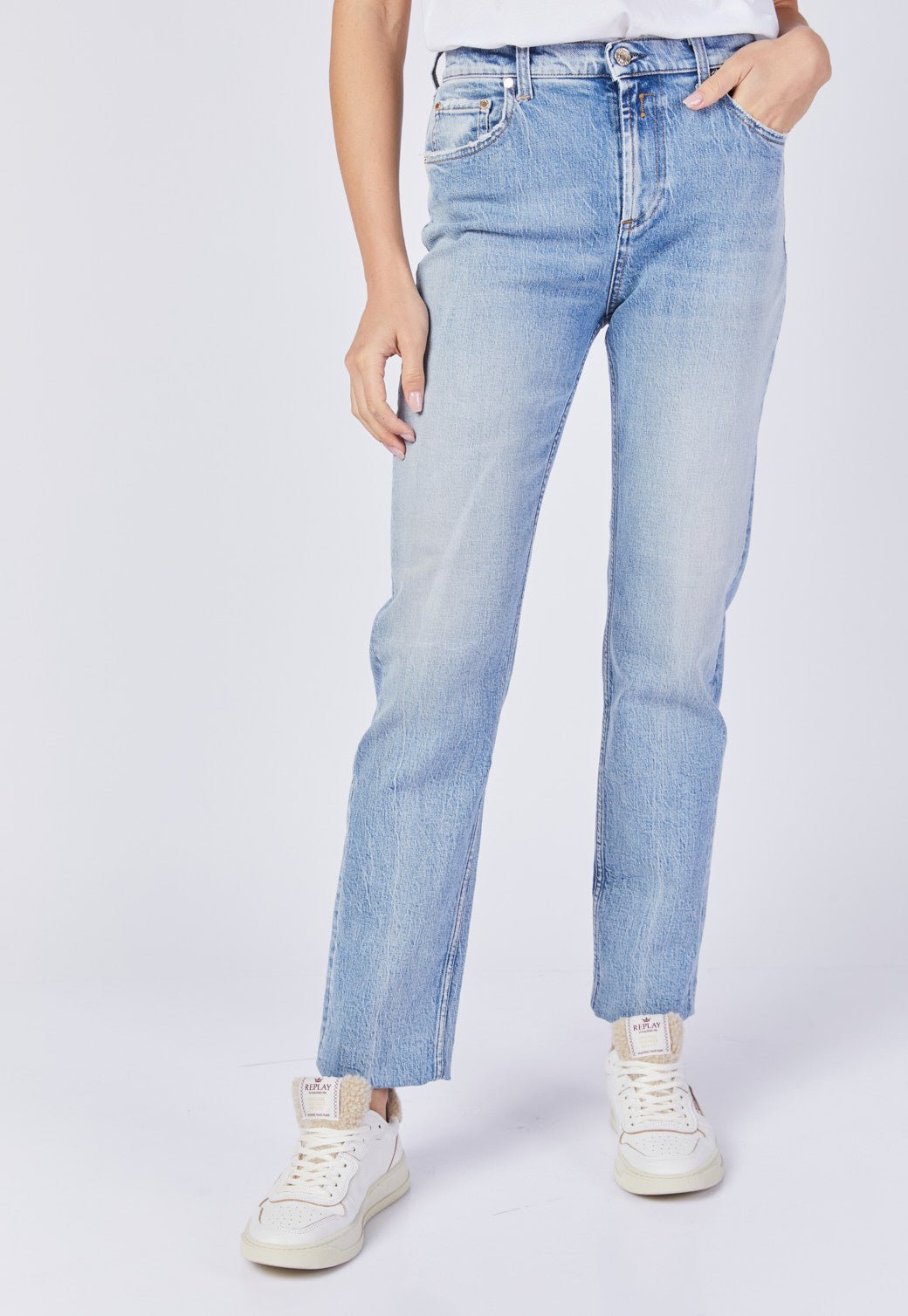 ג'ינס בגזרת Mom Fit נשים - Replay