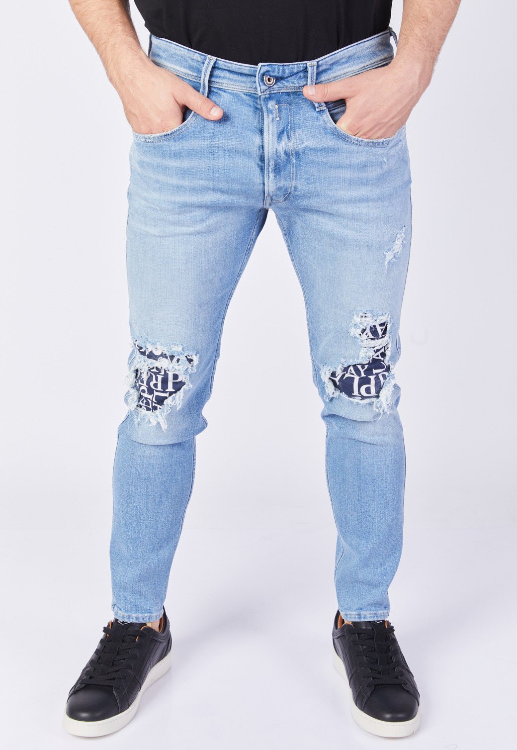 ג'ינס Slim Fit BRONNY עם קרעים וטלאים ממותגים גברים - Replay