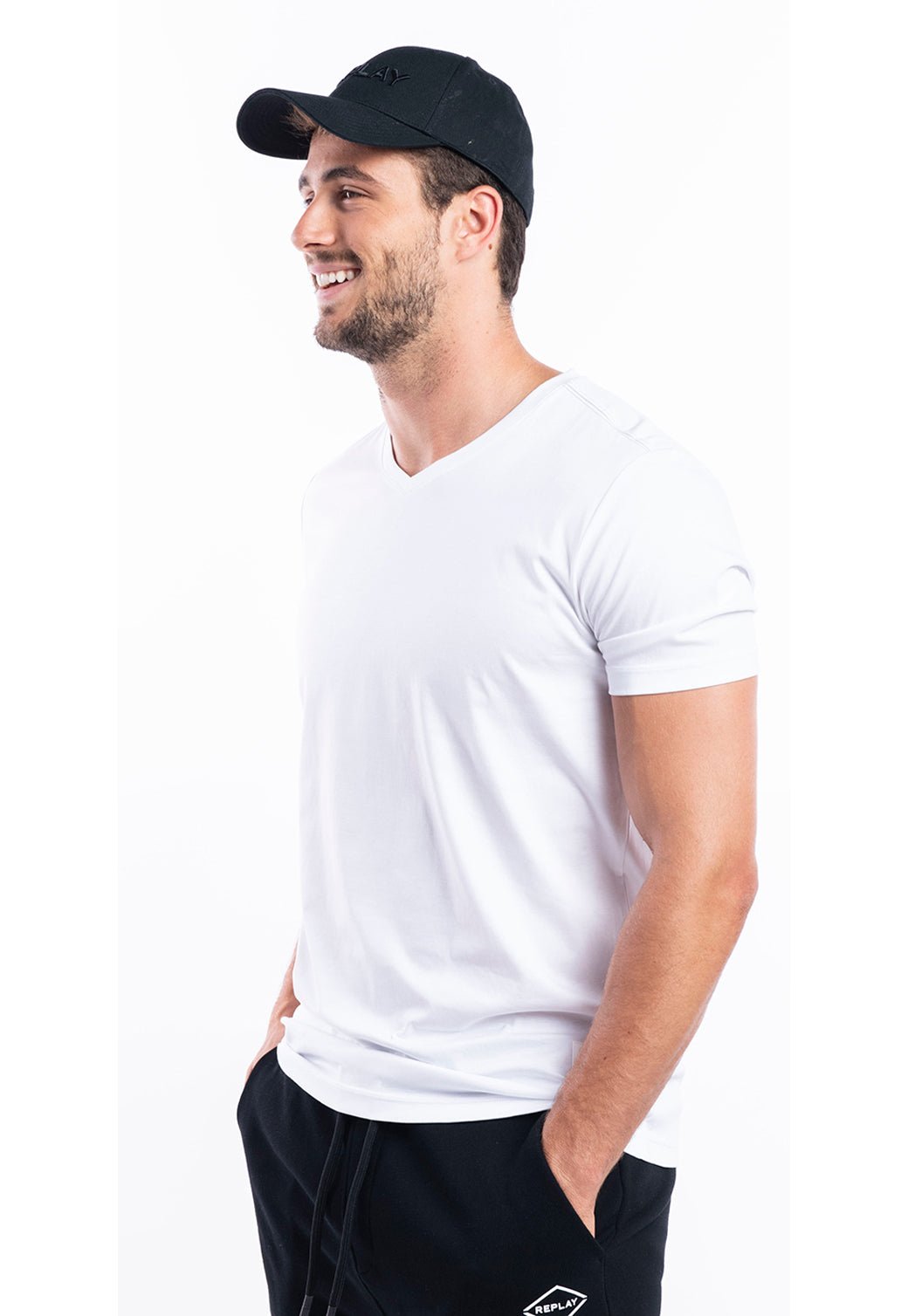 טי שירט וי קצרה גברים - Replay