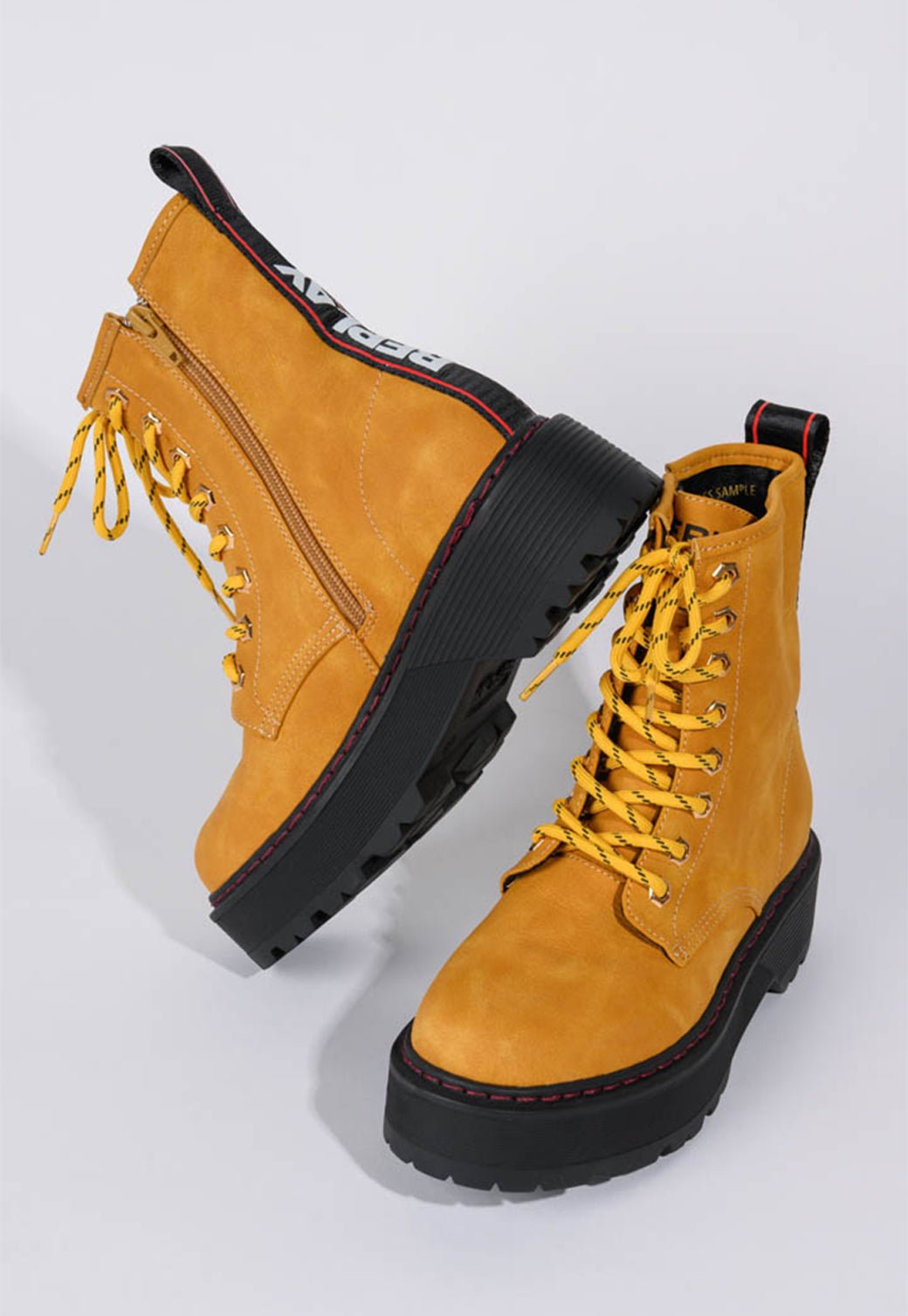 מגףdoc Nubuk נשים - Replay